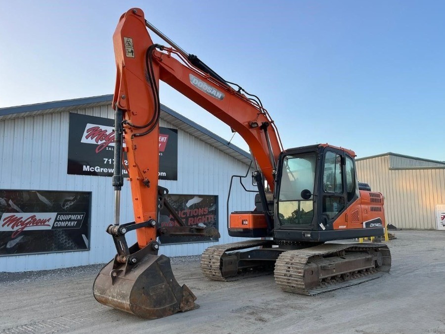 কোরিয়া ব্যবহৃত Doosan Excavator বিক্রয়ের জন্য সেকেন্ড হ্যান্ড DX140LC Jindongyu যন্ত্রপাতি