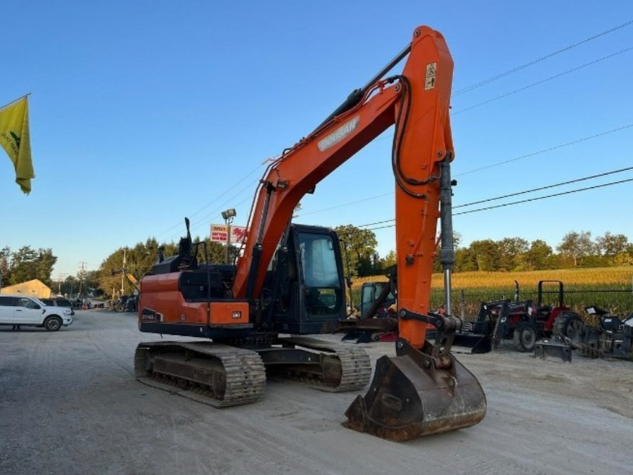 কোরিয়া ব্যবহৃত Doosan Excavator বিক্রয়ের জন্য সেকেন্ড হ্যান্ড DX140LC Jindongyu যন্ত্রপাতি