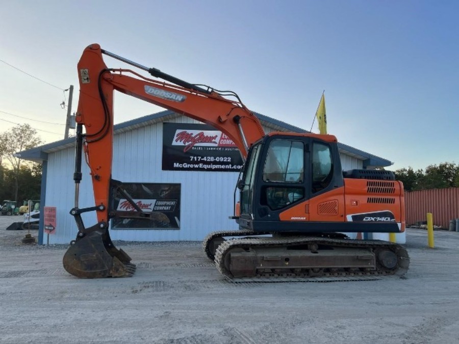 কোরিয়া ব্যবহৃত Doosan Excavator বিক্রয়ের জন্য সেকেন্ড হ্যান্ড DX140LC Jindongyu যন্ত্রপাতি